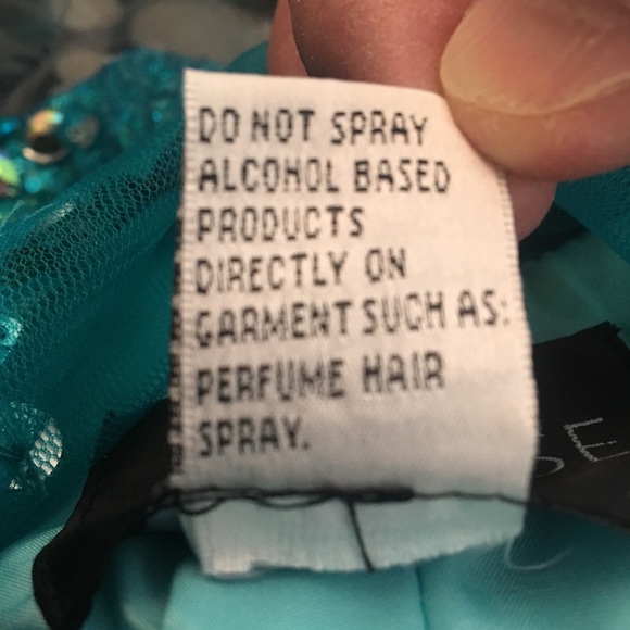 Clarisse turquoise sequin gown - Picture 6 of 8